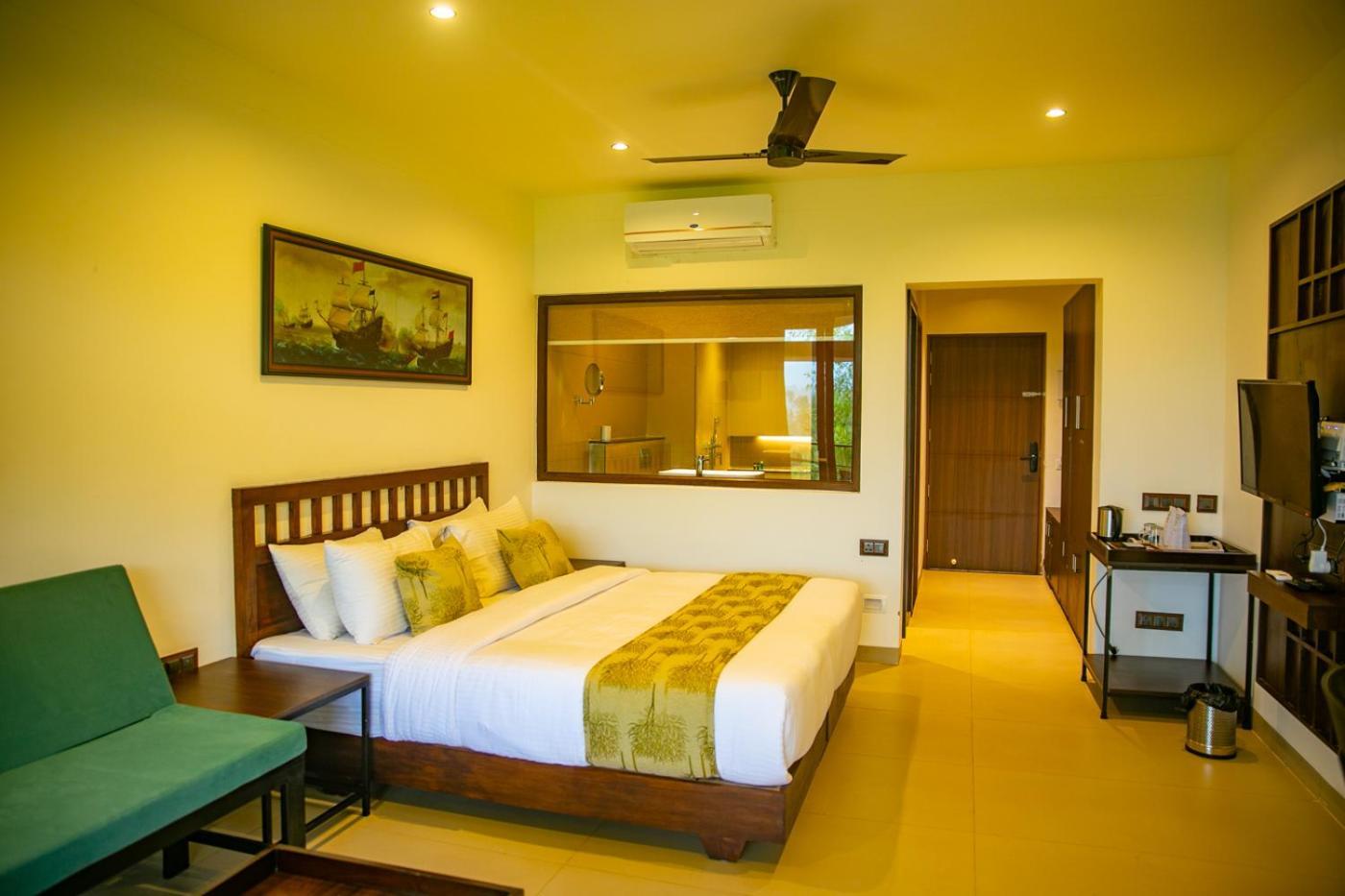 Tariyod Pranavam Resort & Spa מראה חיצוני תמונה